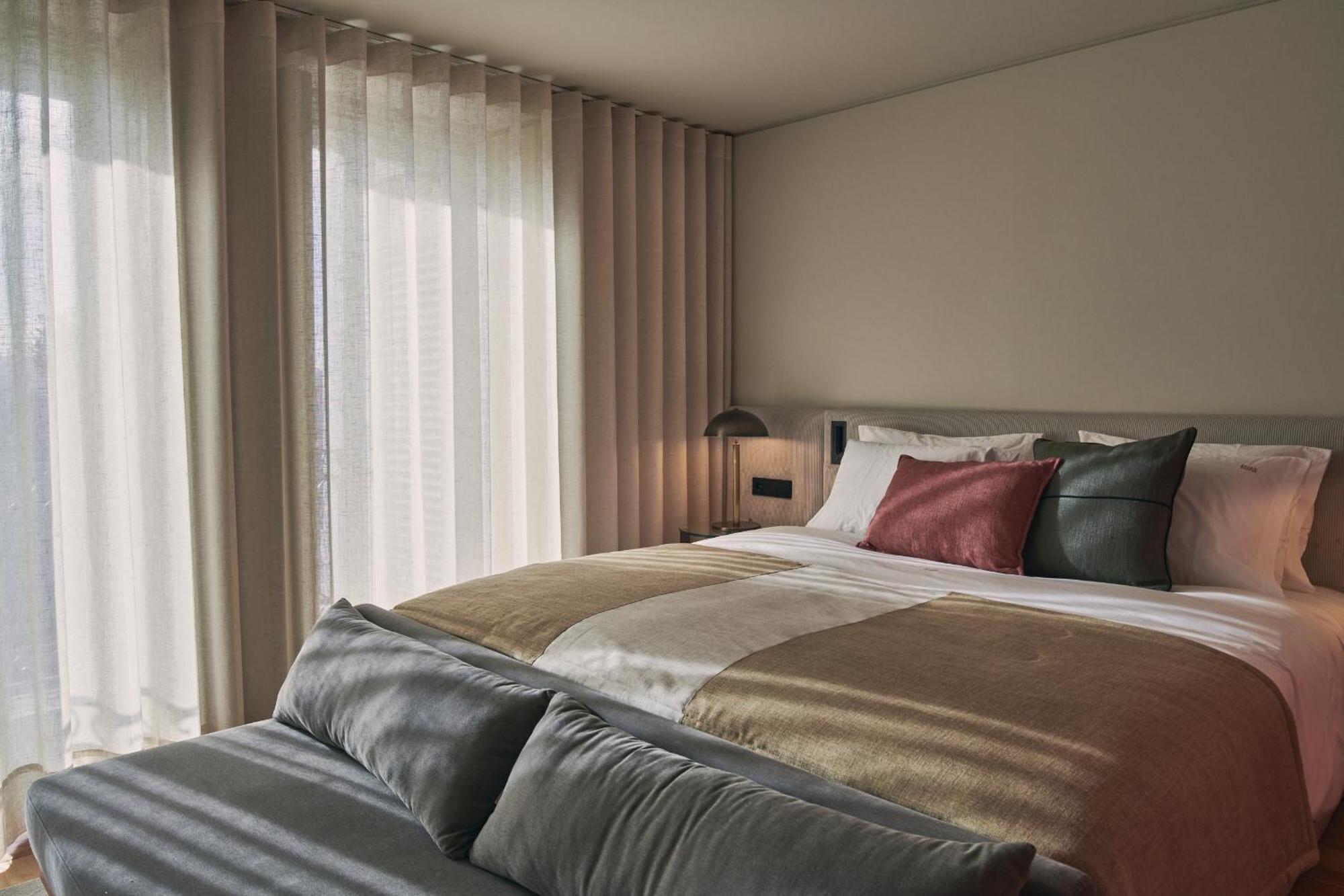 Prim&Proper Hotel Porto Bilik gambar